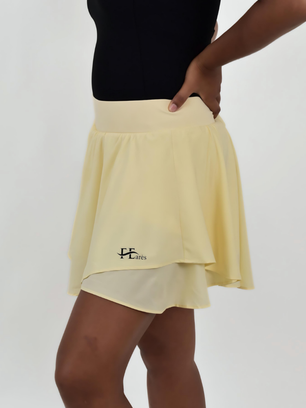 Jupe asymétrique doublée