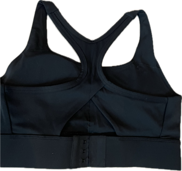 Brassière de sport avec agrafes – Image 2
